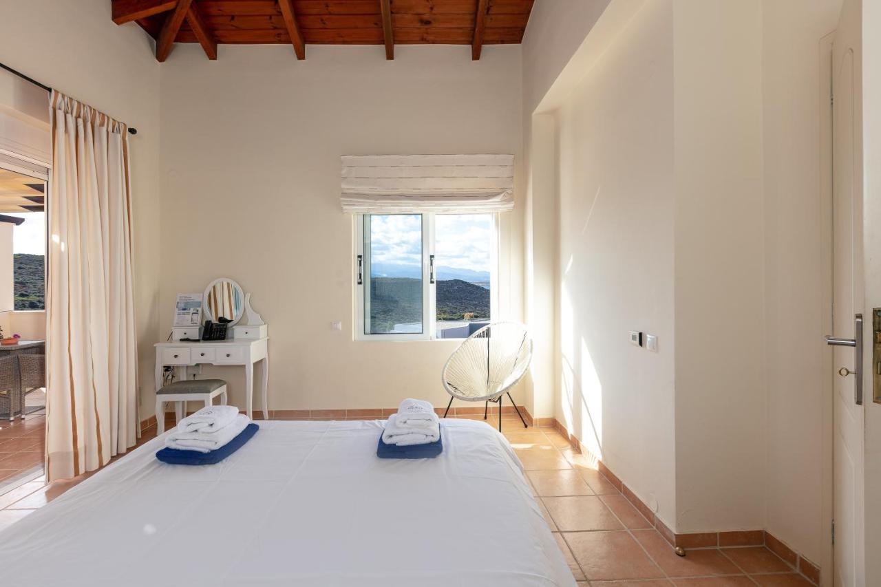 Tersanas Lake And Sea Villa מראה חיצוני תמונה