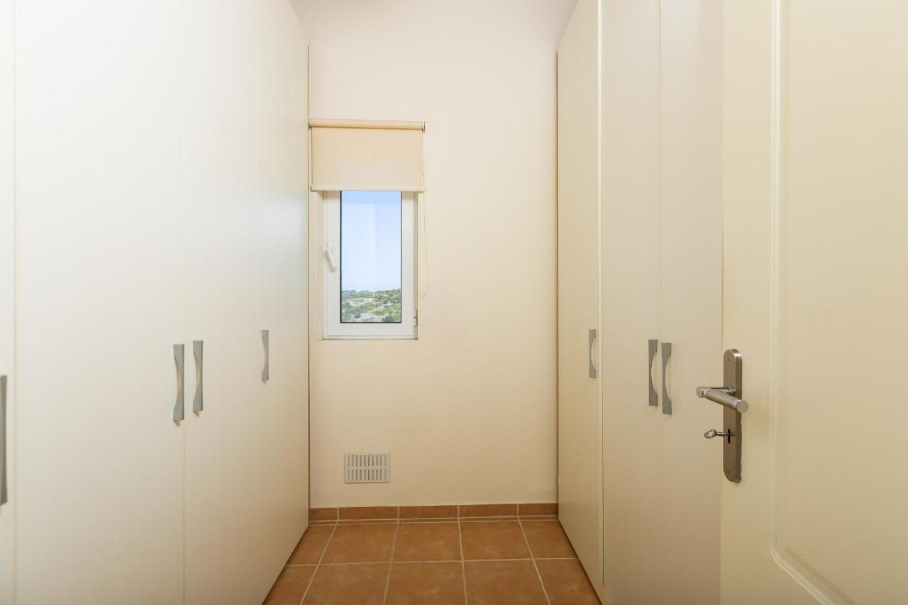 Tersanas Lake And Sea Villa מראה חיצוני תמונה